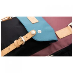 Doughnut Macaroon 18 Reborn Series - Daypack -Deuter Geschaft doughnut macaroon 18 reborn series daypack detail 7