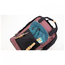 Doughnut Macaroon 18 Reborn Series - Daypack -Deuter Geschaft doughnut macaroon 18 reborn series daypack detail 8