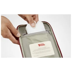 FJÄLLRÄVEN Kånken Mini Cooler 2,5 - Kühltasche 22 FJÄLLRÄVEN Kånken Mini Cooler 2,5 - Kühltasche -Deuter Geschaft fjaellraeven kaanken mini cooler 25 kuehltasche detail 9