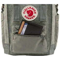 FJÄLLRÄVEN Kånken Re-Wool Sling - Umhängetasche 19 FJÄLLRÄVEN Kånken Re-Wool Sling - Umhängetasche -Deuter Geschaft fjaellraeven kaanken re wool sling umhaengetasche detail 5