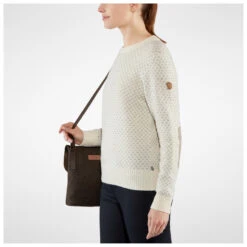 FJÄLLRÄVEN Norrvåge Pocket - Umhängetasche -Deuter Geschaft fjaellraeven norrvaage pocket umhaengetasche detail 5