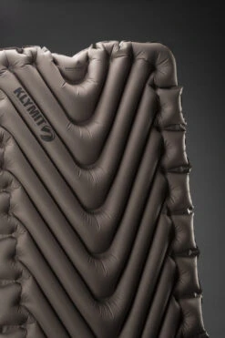 Klymit Insulated Static V Luxe - Isomatte -Deuter Geschaft klymit insulated static v luxe isomatte detail 3