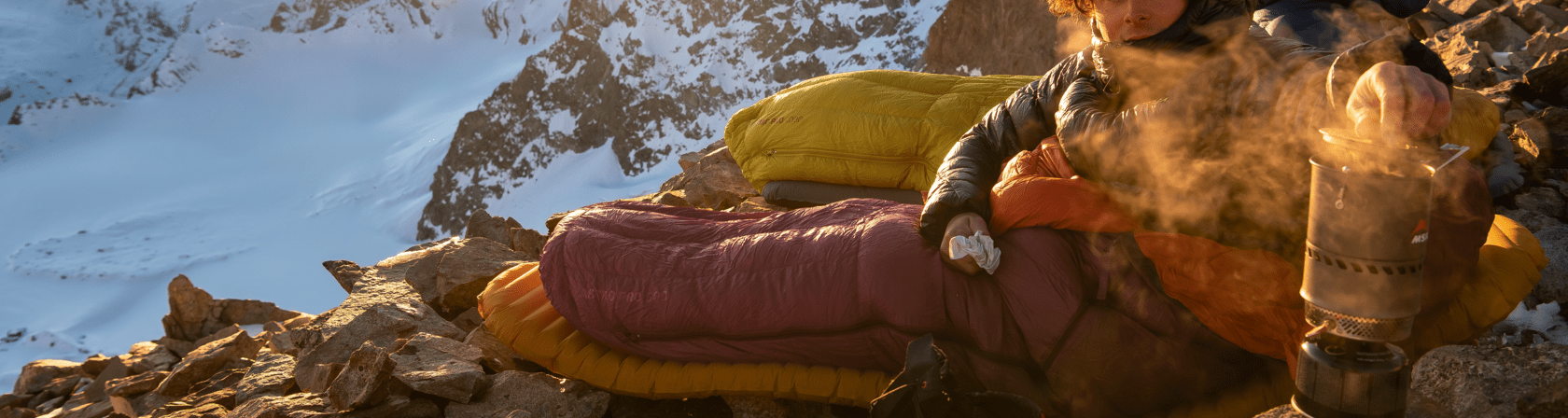 Deuter Geschaft -Deuter Geschaft SleepingBag AstroPro800 SideShot 16 Stefan Schlumpf min